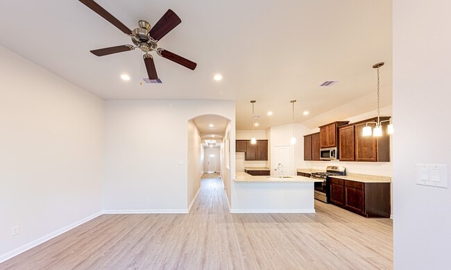 Building Photo - 2336 Cedar Pl Dr