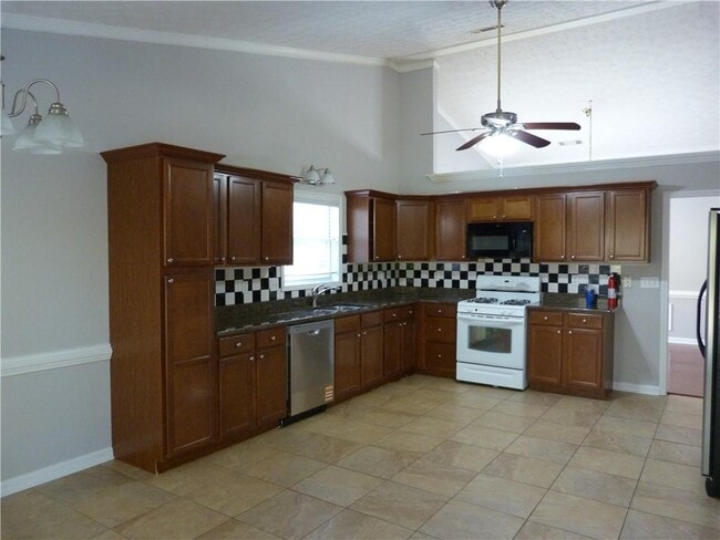 Building Photo - 759 Steffi Ct NW