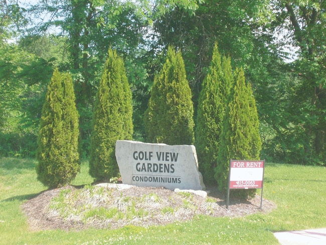 Primary Photo - Golf View Gardens Apartments