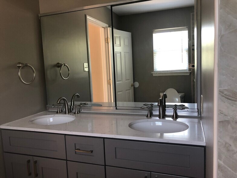 Renovated master bathroom - 202 Dresher Woods Drive