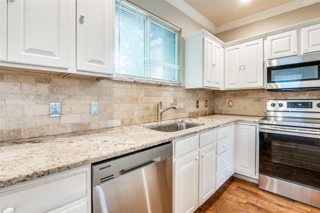 Building Photo - 811 Kidd Springs Dr