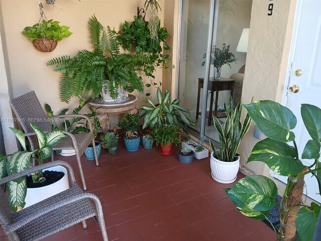 Building Photo - 15659 SW 73rd Cir Terrace