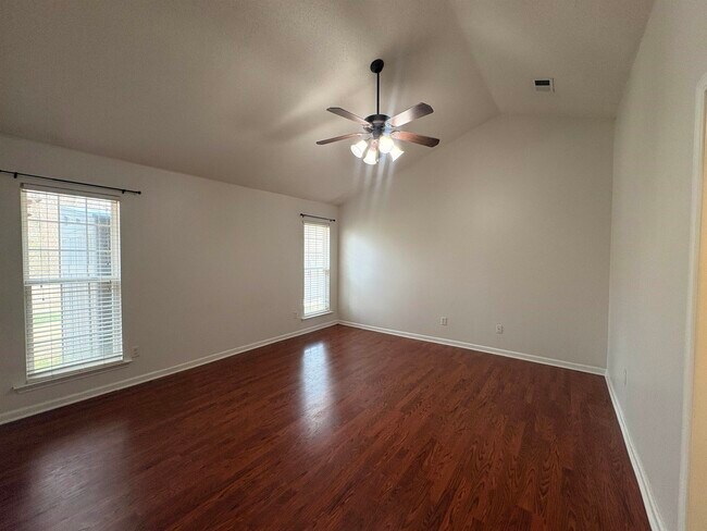 Building Photo - 11590 Milton Ridge Cove