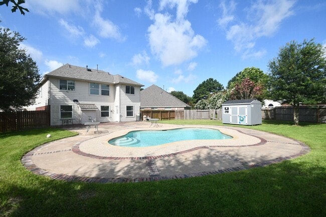 Building Photo - 2110 Dolan Hills Ct