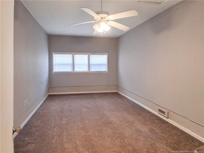 Building Photo - 753 Goodyear Dr