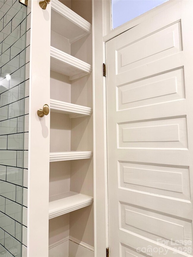 Building Photo - 22 N Congress St