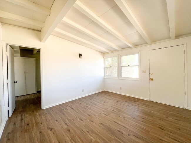 Building Photo - 6067 Abronia Ave
