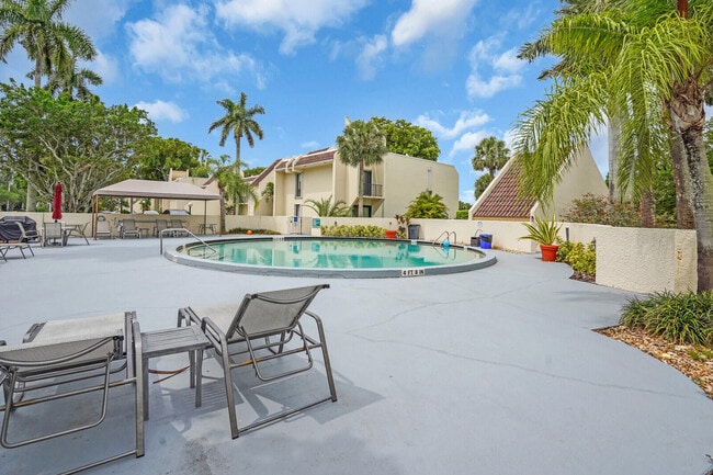 Building Photo - 1701 Presidential Way