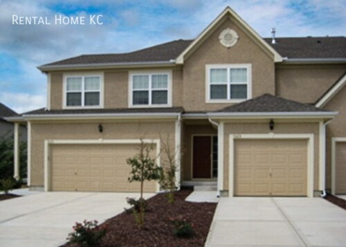 Primary Photo - 2-bed, 2.5-bath 2-story Townhouse w/Finish...