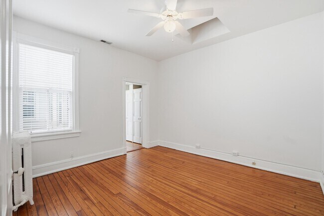 Building Photo - 1635 35th St NW