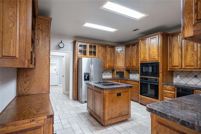 Building Photo - 250 Timberleaf Dr