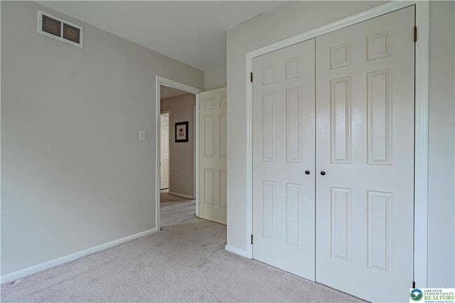 Building Photo - 4531 N Hedgerow Dr