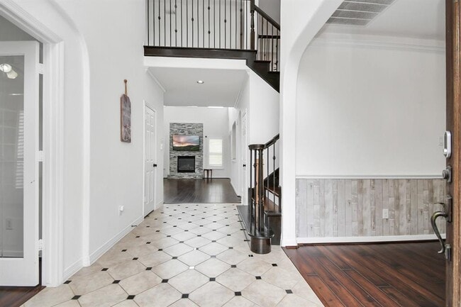 Building Photo - 26535 Ashwood Creek Ln