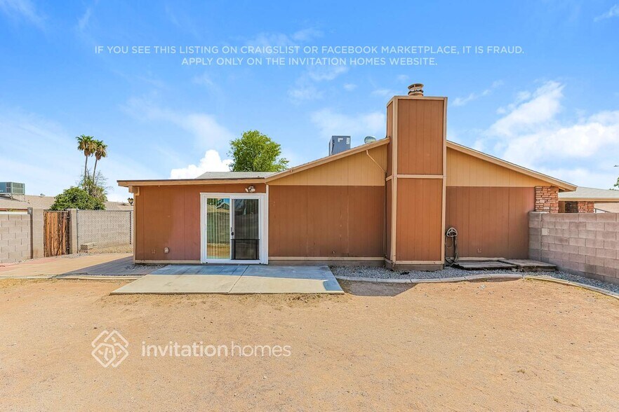 Building Photo - 1616 W Los Arboles Pl