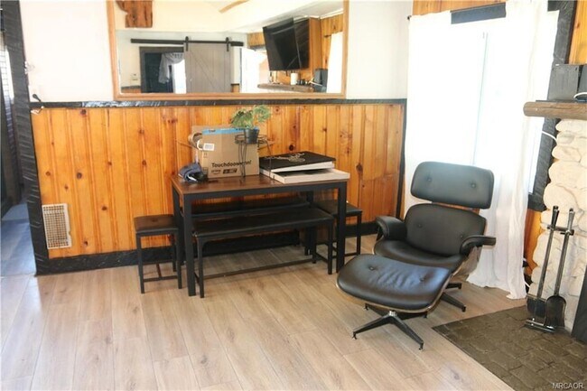 Building Photo - 854 Cienega Rd