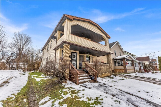 Building Photo - 14614 Glendale Ave