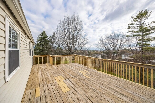 Building Photo - 12174 Glencrest Ct