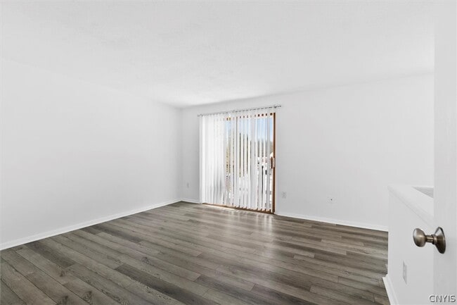 Building Photo - 3754 Helios Ct