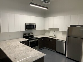 Building Photo - 1710 N 5th St