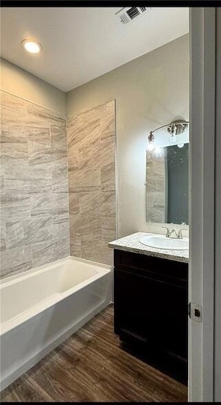 Building Photo - 7935 Read Blvd