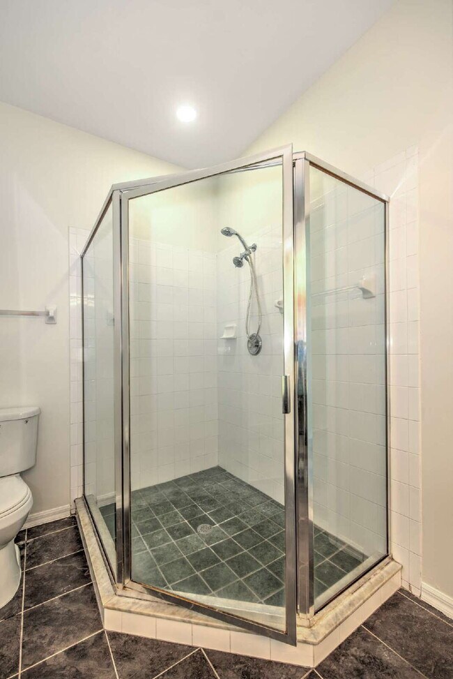 Building Photo - 8658 Patty Berg Ct