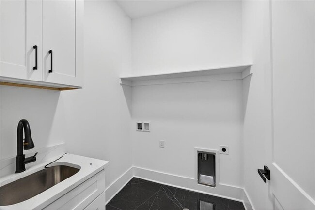 Building Photo - 405 Thunder Rd