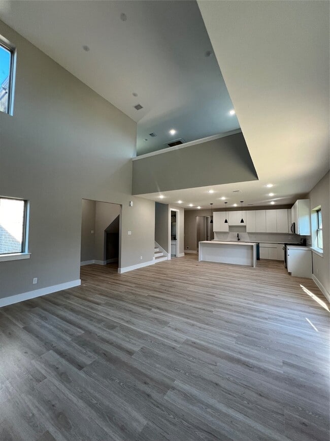 Building Photo - 2511 Martinas Ct