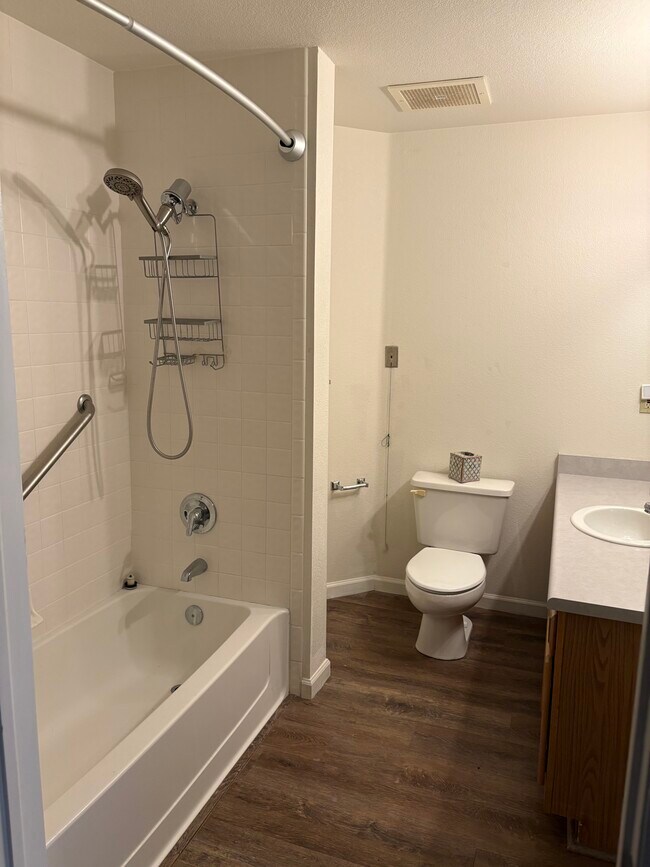 Building Photo - 31719 Rocky Village Dr