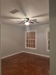 Building Photo - 5042 Ventura Ln