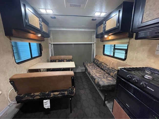 Building Photo - 5250 US-441