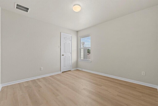 Building Photo - 13935 Maleewan Ln