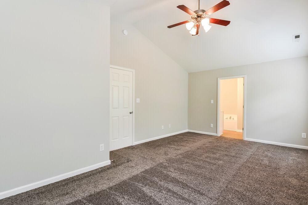 Building Photo - 402 Star Ruby Dr