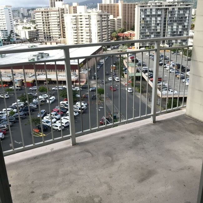 Building Photo - 514N&amp;N