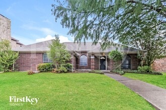 Building Photo - 1008 Micarta Dr