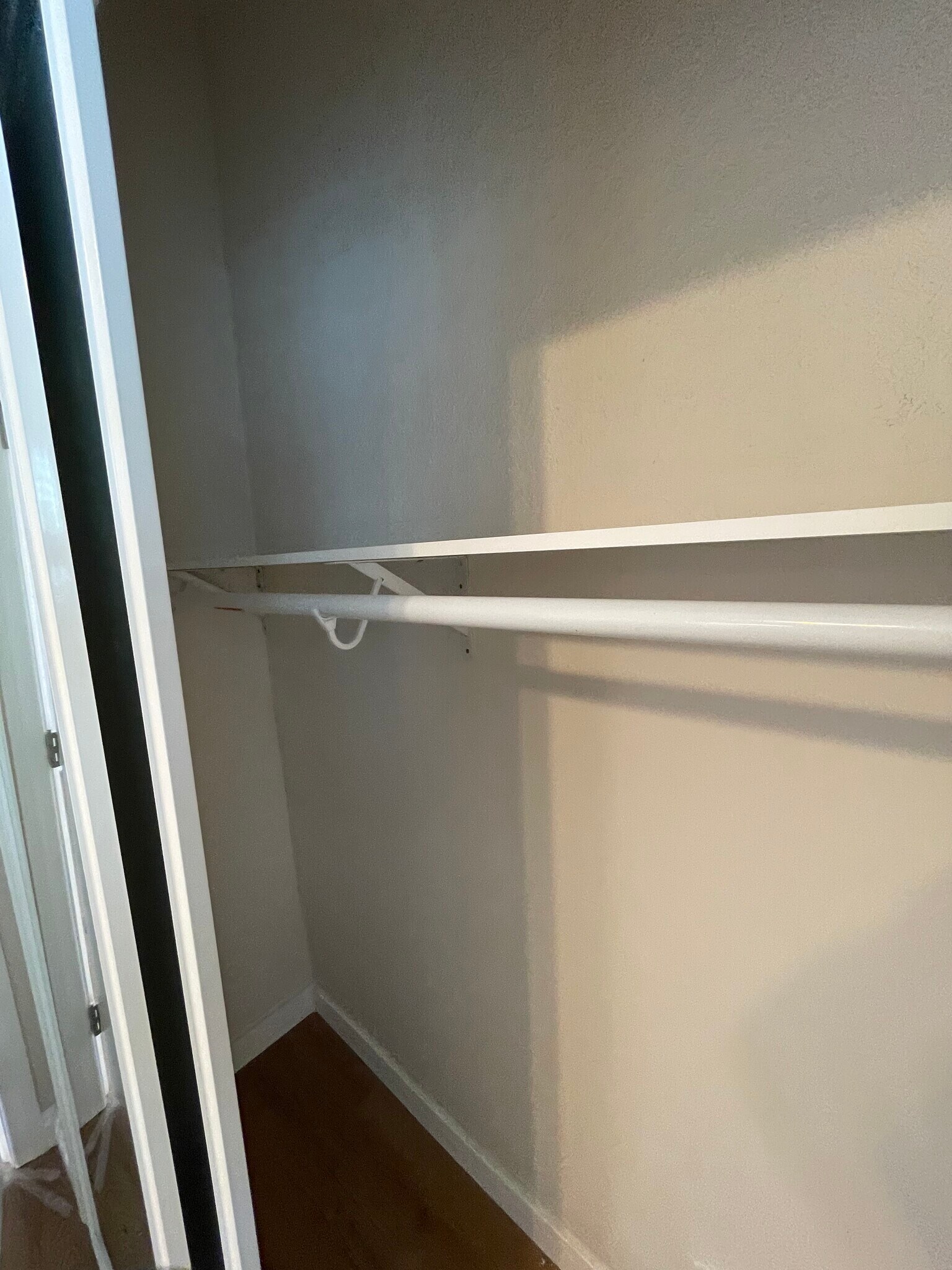 CLOSET - 6310 Indiana Ave