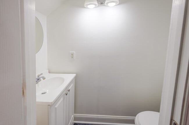 Building Photo - 408 Rhode Island Ave NW