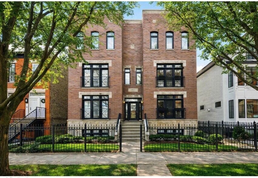 Building Photo - 1617 W Barry Ave
