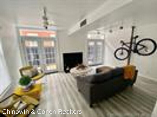 Building Photo - 2 br, 2.5 bath House - 1621 S Quaker Ave U...