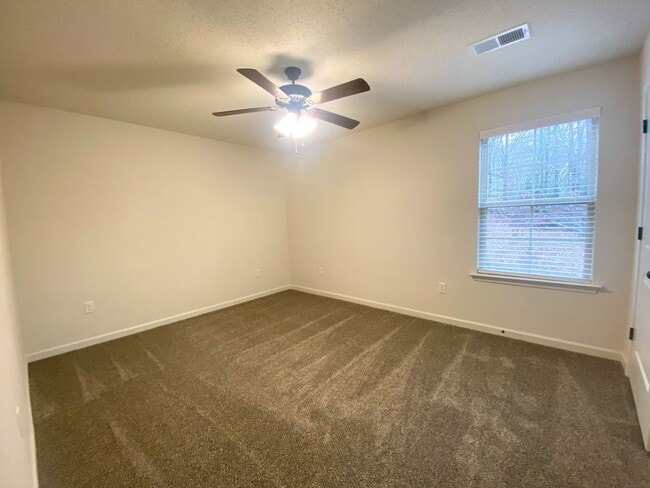 Building Photo - 4 bed, 3 bath built in 2021 in Somerville