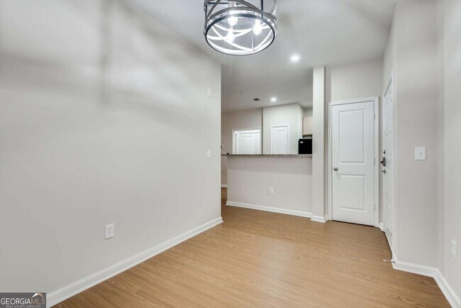 Building Photo - 821 Ralph McGill Blvd NE