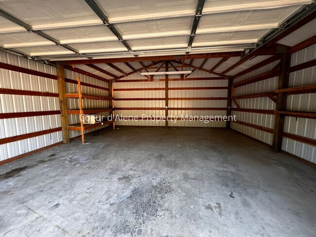 Building Photo - 25296 Vlazy Ln