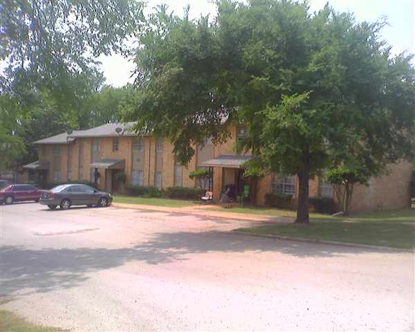 Primary Photo - Troup Townhomes