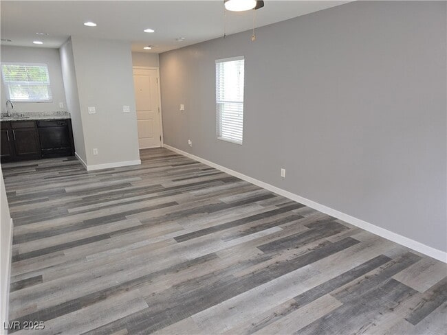 Building Photo - 1888 Molly Meadows St