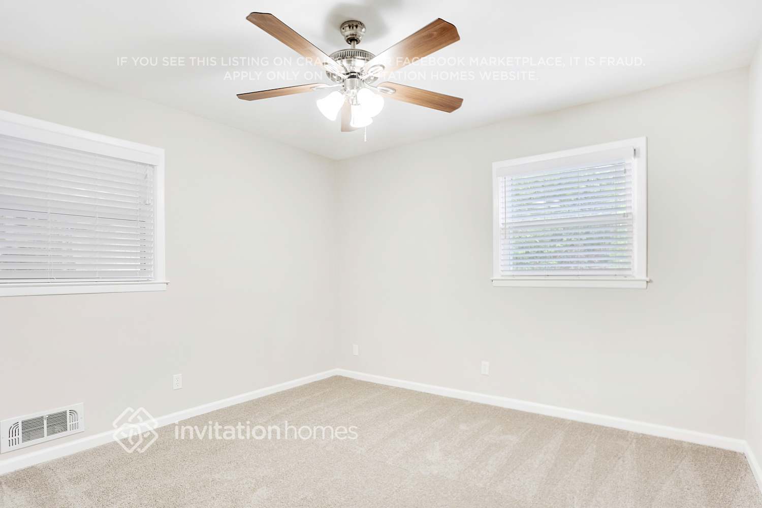 Building Photo - 2369 Brentford Pl