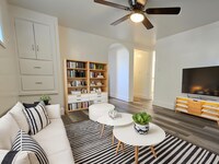 Building Photo - Newly Renovated, Clean & Bright 2 Bedroom, 1 Bathroom Apartment for Rent in Shelley - Washer/Drye...