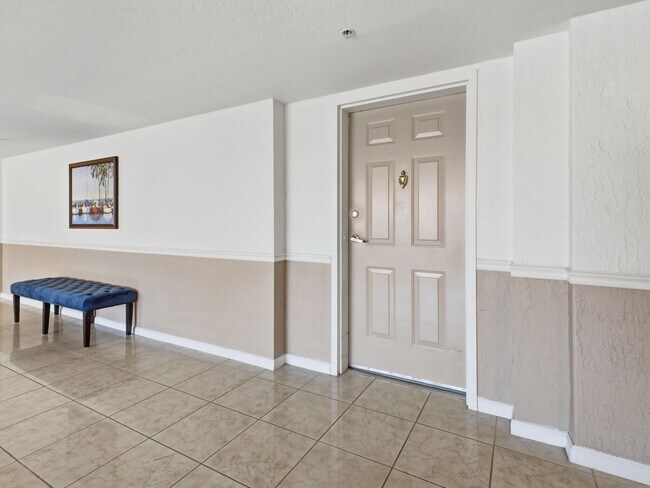 Building Photo - 1801 N Flagler Dr