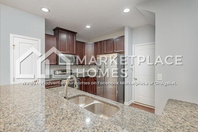 Building Photo - 3432 Hidden Falls Ct