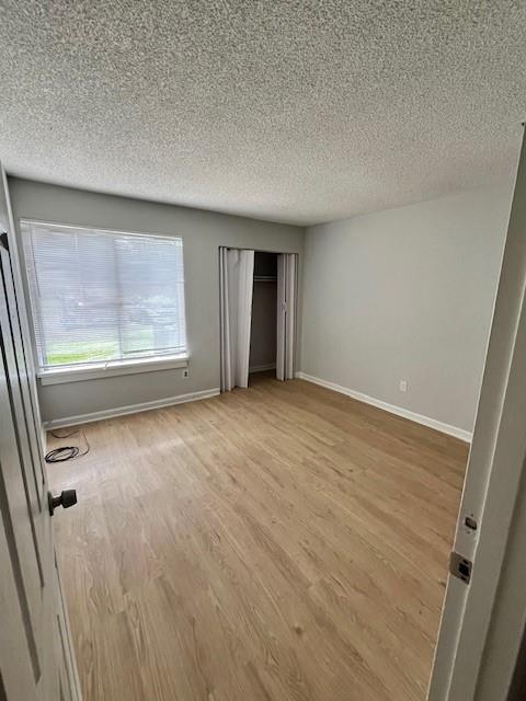 Building Photo - 3575 Oakvale Rd