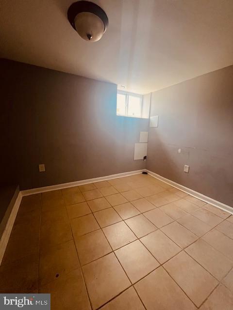 Building Photo - 5017 Denmore Ave