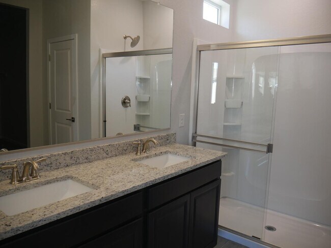 Building Photo - 18156 W Daley Ln